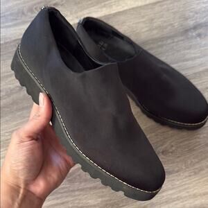 Donald Pliner Black Flat Shoes 6.5 Slip On Stretch Crepe Comfort